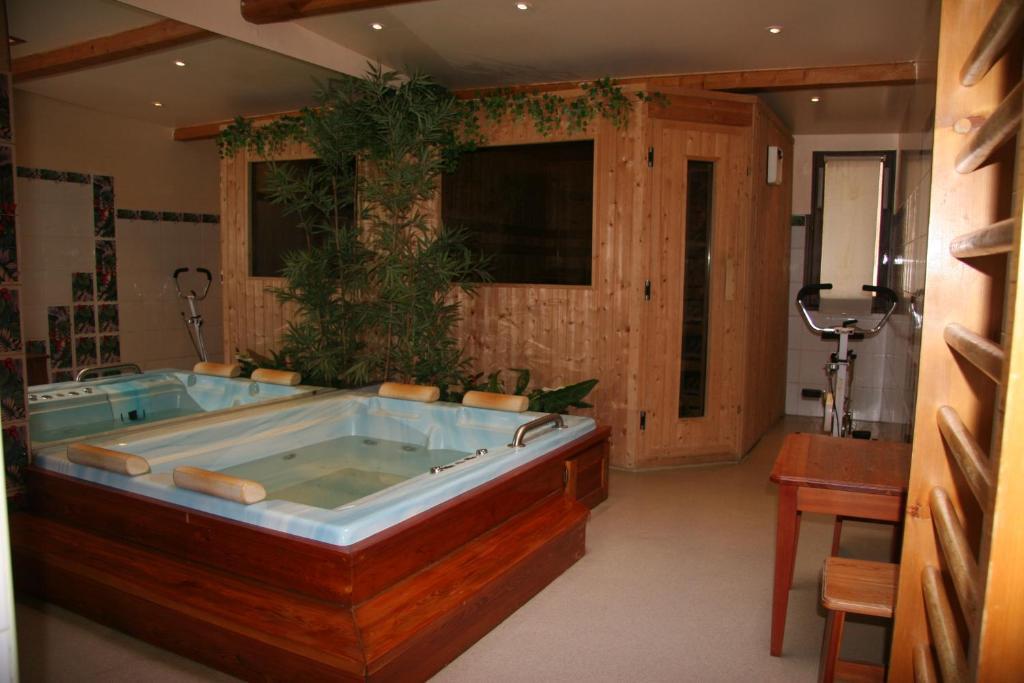 Hotel Les Mottets Aussois Bagian luar foto