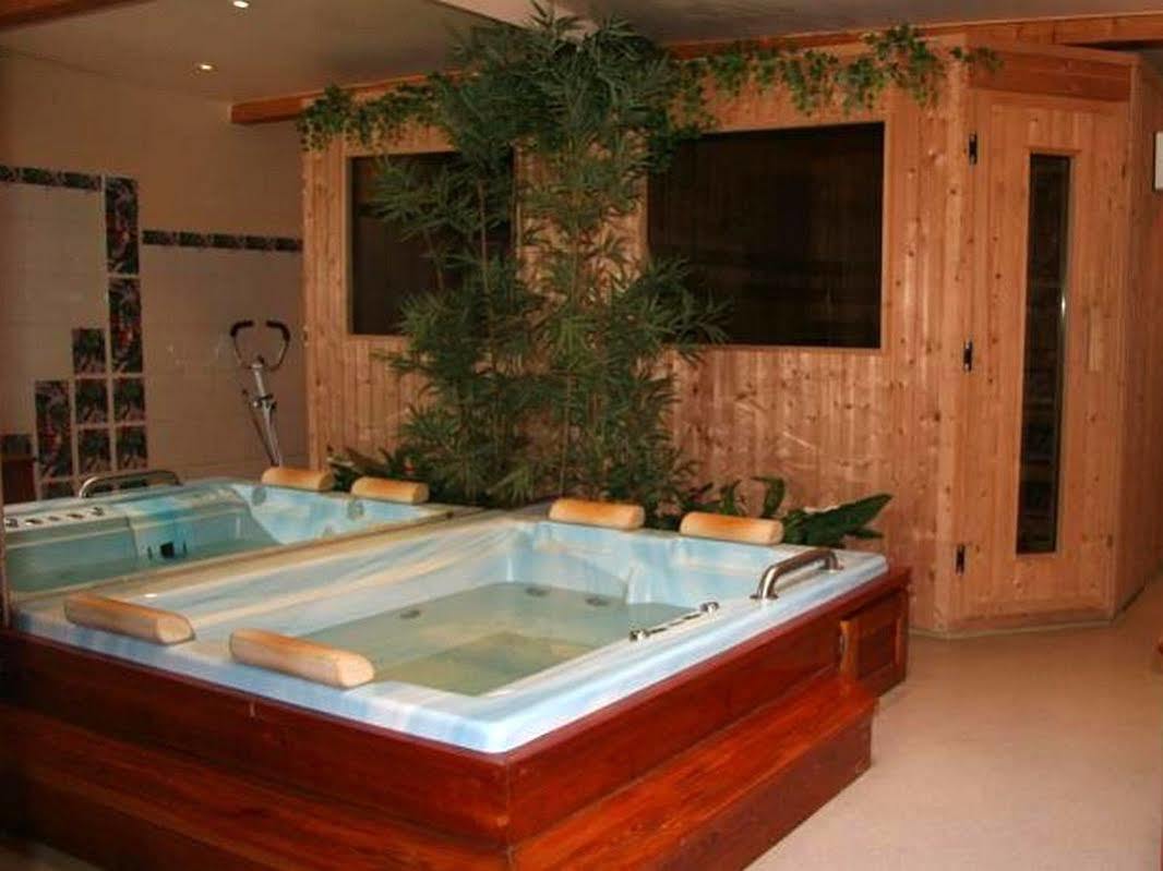Hotel Les Mottets Aussois Bagian luar foto