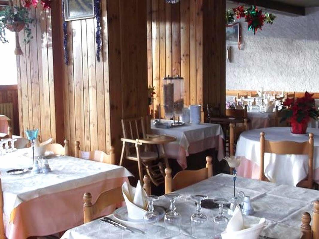 Hotel Les Mottets Aussois Bagian luar foto
